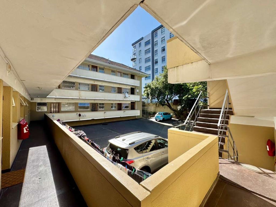 1 Bedroom Property for Sale in Rosebank Western Cape
